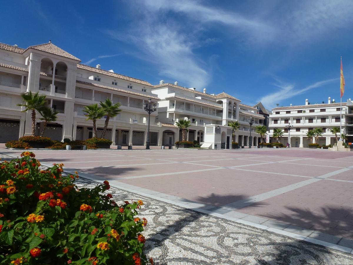 Apartamento Avenida 2 Нерха Екстериор снимка