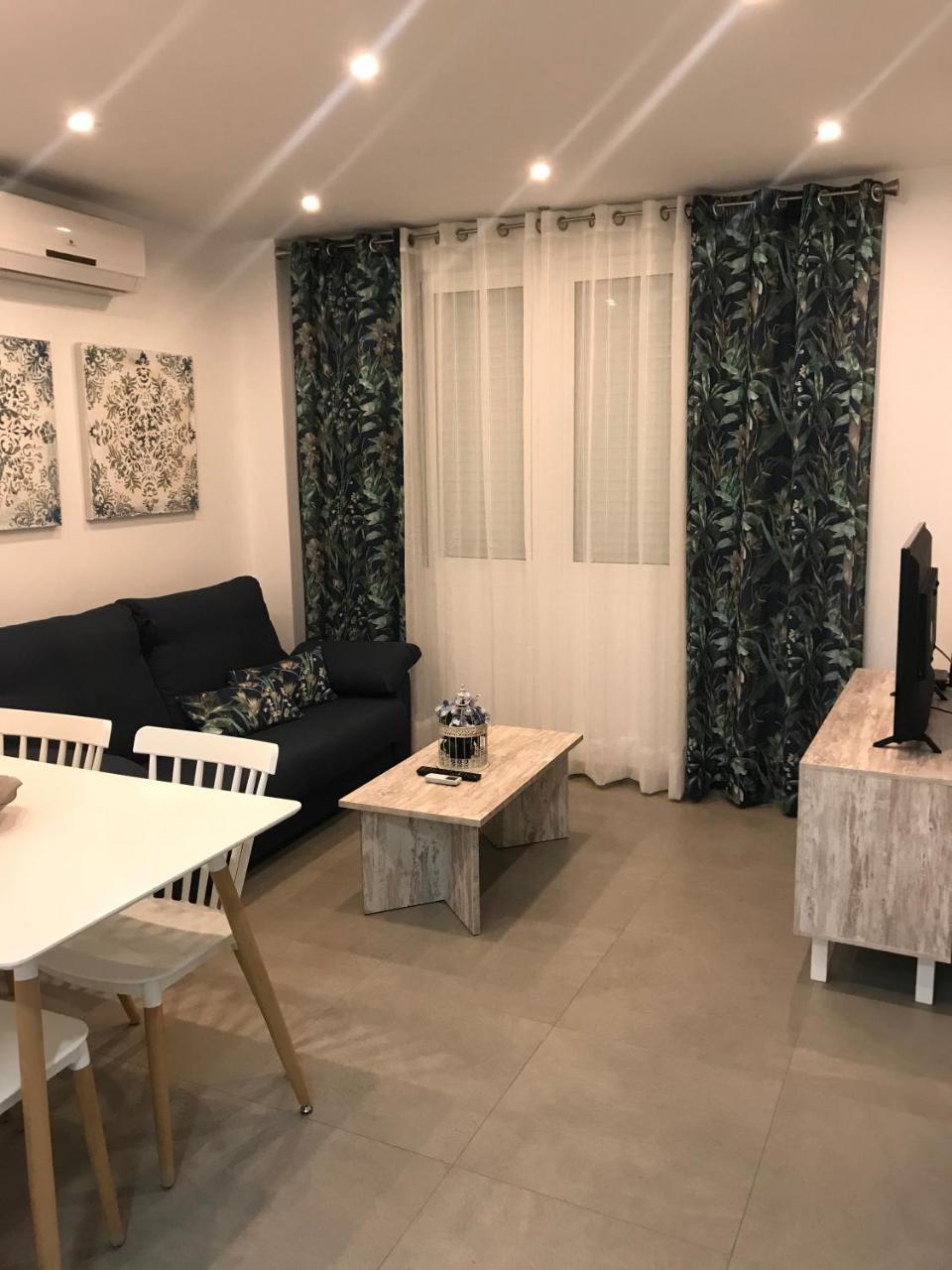 Apartamento Avenida 2 Нерха Екстериор снимка